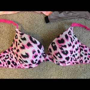 PINK Wear Everywhere Push-Up Bra